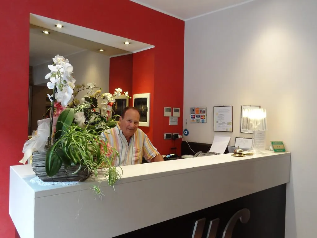 **  Hotel Castelletto Milano Italia